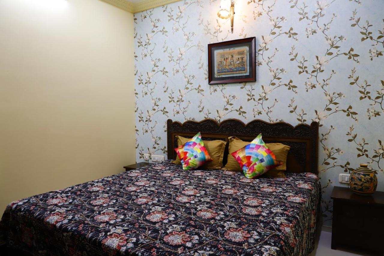 Aura Homestay Royal Villa Джайпур Екстериор снимка